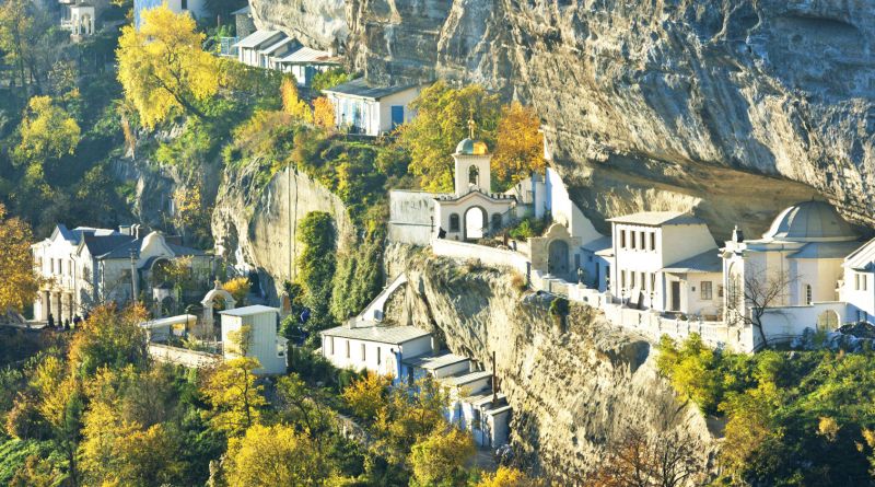 Фото Путешествие в историю! Бахчисарай - столица Крымского ханства+ Пещерный монастырь+Пещерный город - вид 4